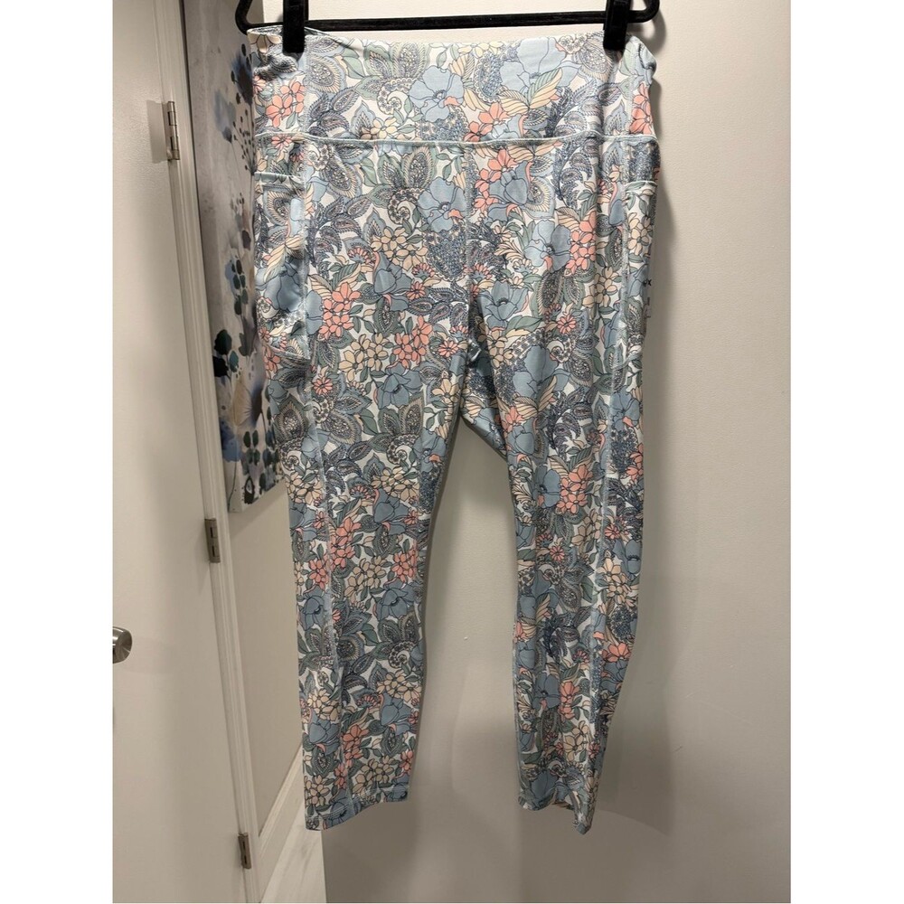 High-Rise Floral Print Leggings in Light Blue and Pink